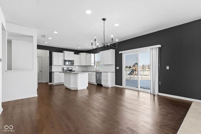 15317 Eastpark Circle W, Fishers, IN 46037