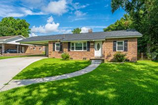1010 W Recess Road, Hanahan, SC 29410