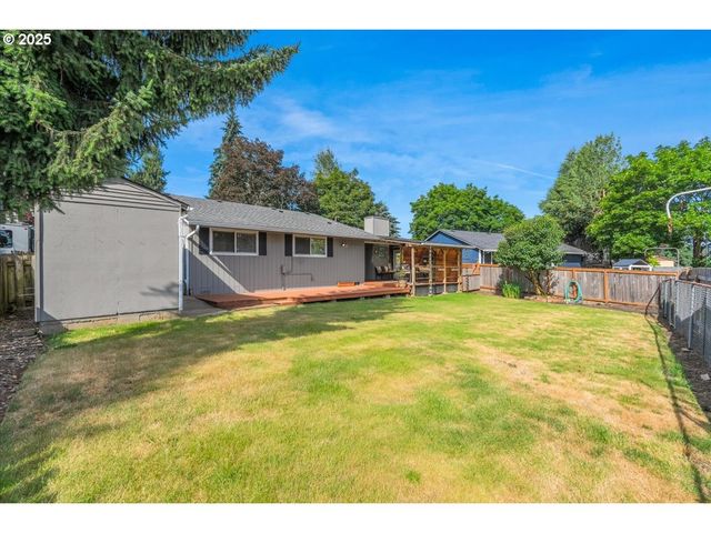 14797 Sw WILLAMETTE St, Sherwood, OR 97140