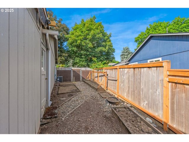 14797 Sw WILLAMETTE St, Sherwood, OR 97140