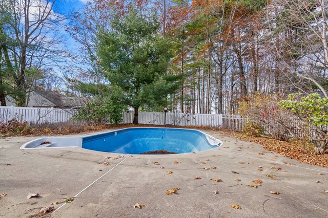 36 Downs Avenue, Greenland, NH 03840