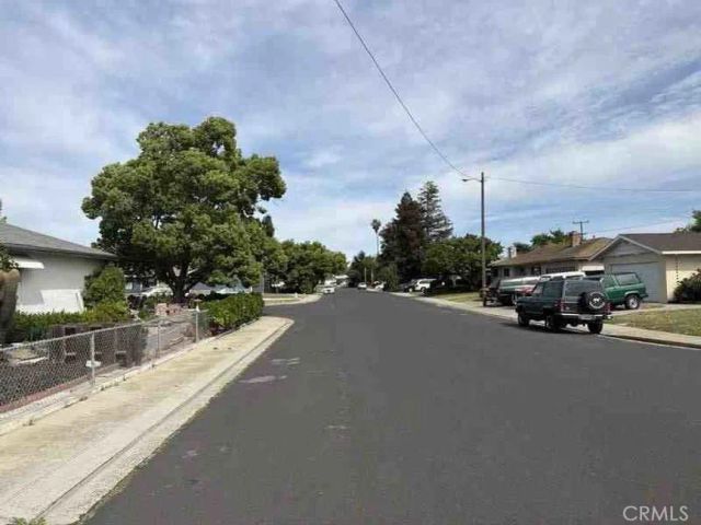 1275 Armstrong, Manteca, CA 95336