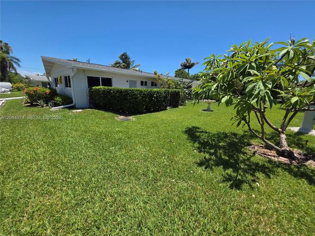 120 NE 10th Ave 3, Hallandale Beach, FL 33009