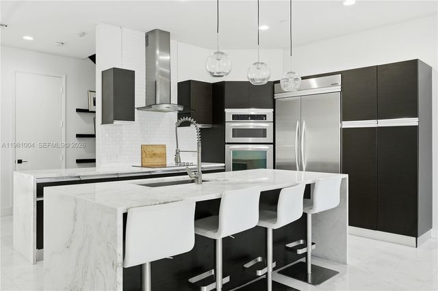 606 NE 14th Ave, Fort Lauderdale, FL 33304