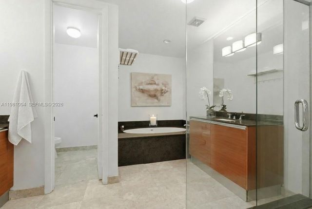 606 NE 14th Ave, Fort Lauderdale, FL 33304