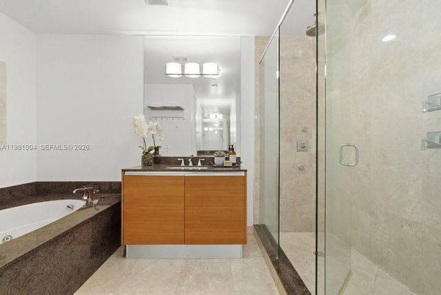606 NE 14th Ave, Fort Lauderdale, FL 33304
