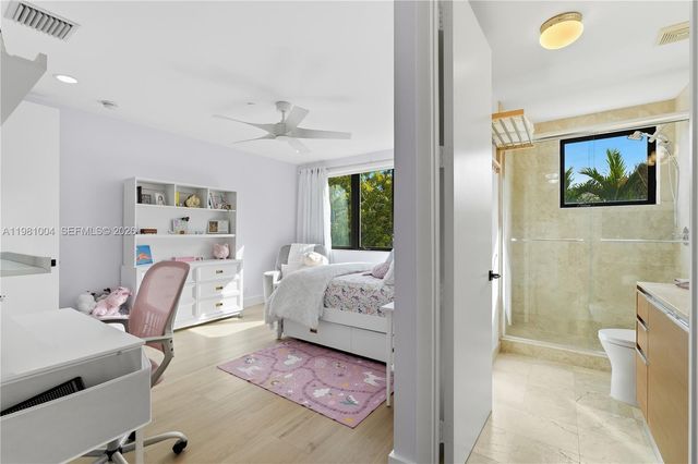 606 NE 14th Ave, Fort Lauderdale, FL 33304