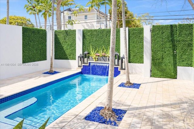 606 NE 14th Ave, Fort Lauderdale, FL 33304