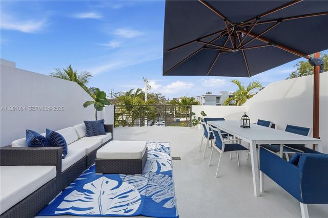 606 NE 14th Ave, Fort Lauderdale, FL 33304