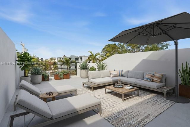 606 NE 14th Ave, Fort Lauderdale, FL 33304