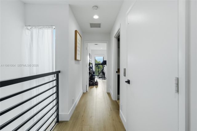 606 NE 14th Ave, Fort Lauderdale, FL 33304