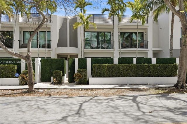 606 NE 14th Ave, Fort Lauderdale, FL 33304