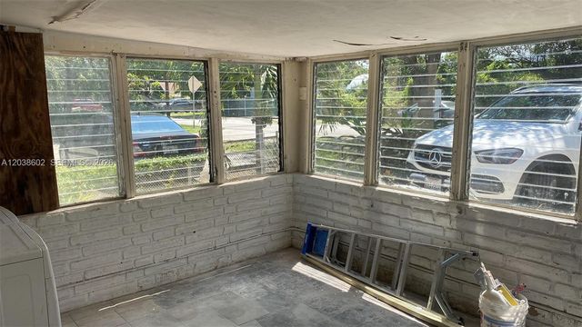 1947 Garfield Street, Hollywood, FL 33020