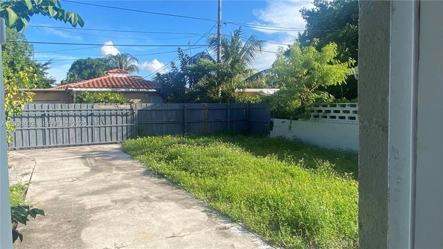 1947 Garfield Street, Hollywood, FL 33020