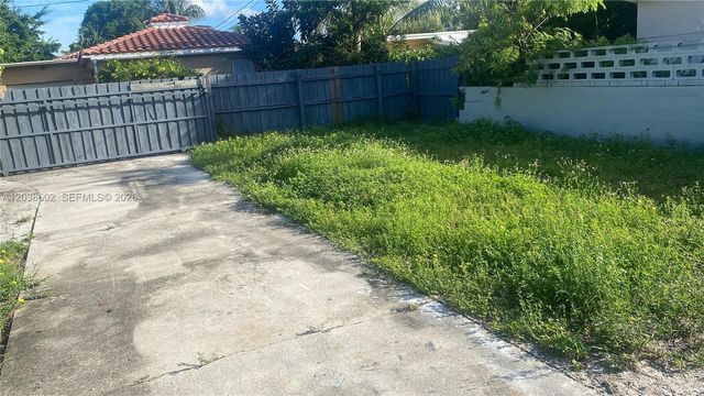1947 Garfield Street, Hollywood, FL 33020