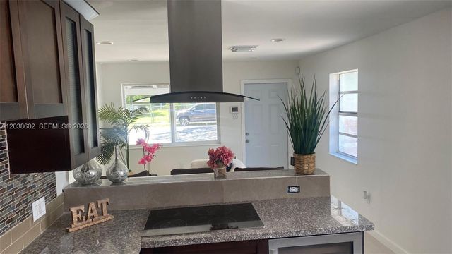 1947 Garfield Street, Hollywood, FL 33020