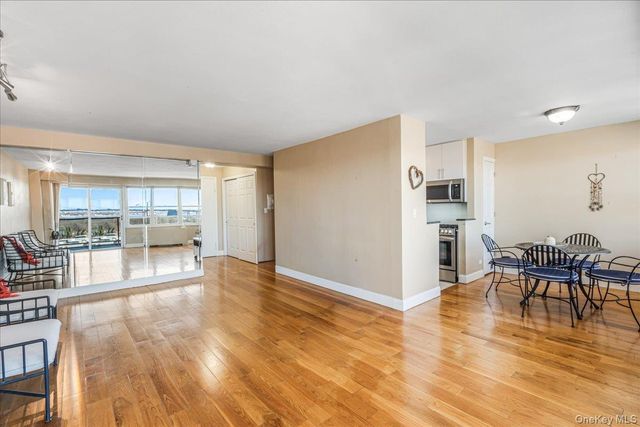 17-85 215th Street 12S, Bayside, NY 11360