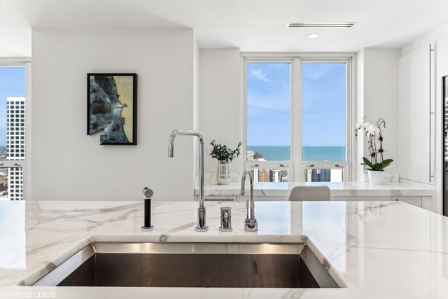 11 E Walton Street 4202, Chicago, IL 60611