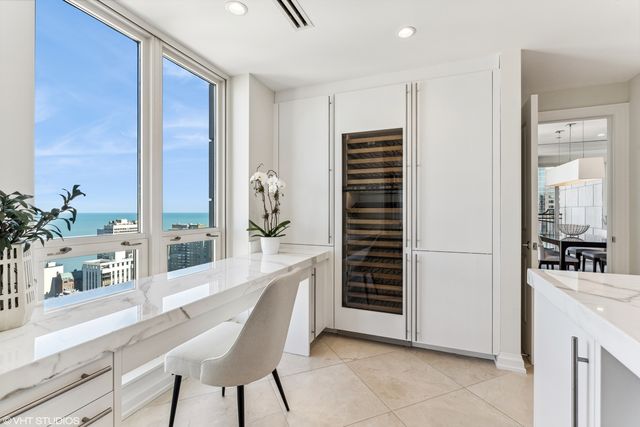 11 E Walton Street 4202, Chicago, IL 60611