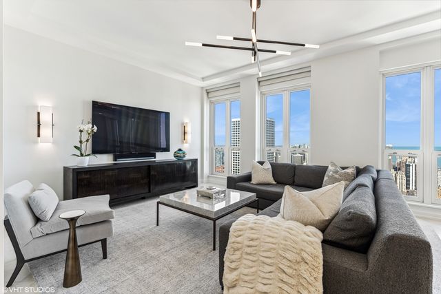 11 E Walton Street 4202, Chicago, IL 60611