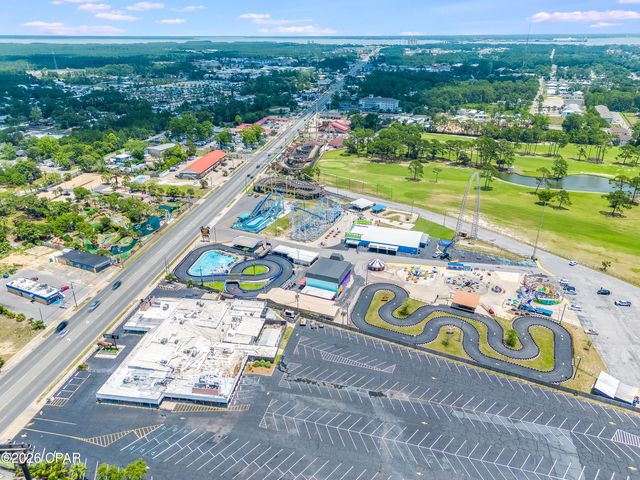8730 Thomas Drive 409, Panama City, FL 32408