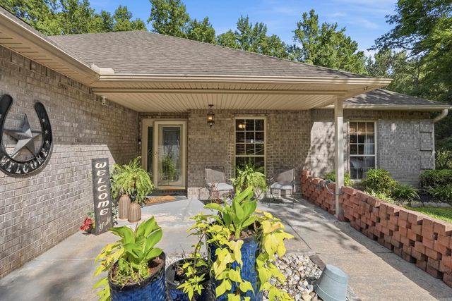 2314 Peeler Bend Rd, Benton, AR 72019