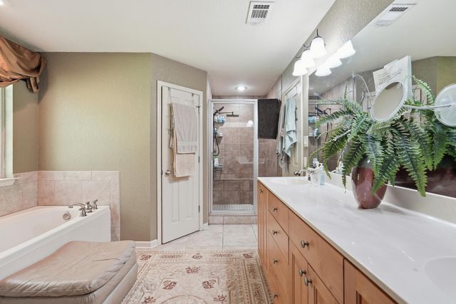 2314 Peeler Bend Rd, Benton, AR 72019