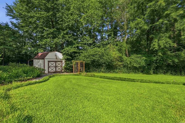 2314 Peeler Bend Rd, Benton, AR 72019