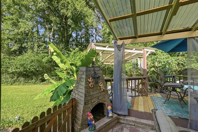 2314 Peeler Bend Rd, Benton, AR 72019