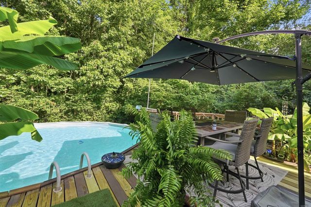 2314 Peeler Bend Rd, Benton, AR 72019