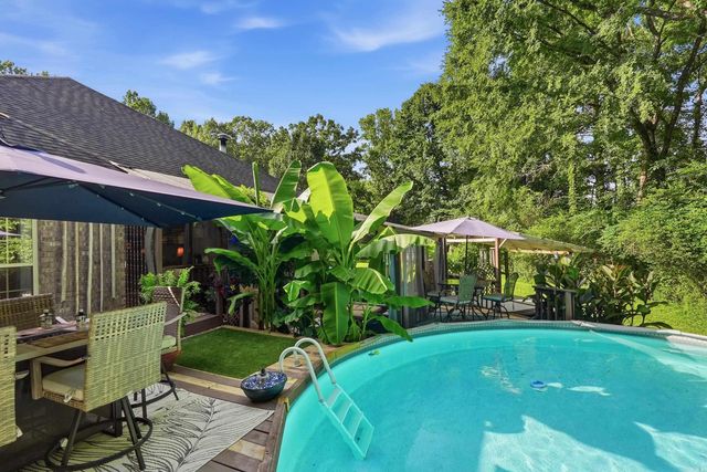 2314 Peeler Bend Rd, Benton, AR 72019