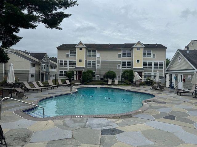 26 Beacon Street 17E, Burlington, MA 01803