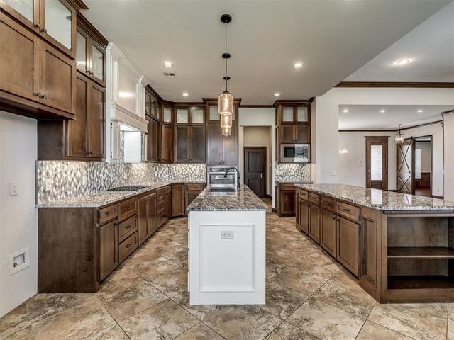 4301 Norfolk Court, Edmond, OK 73012