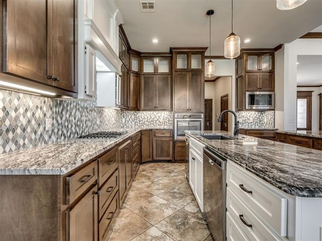 4301 Norfolk Court, Edmond, OK 73012