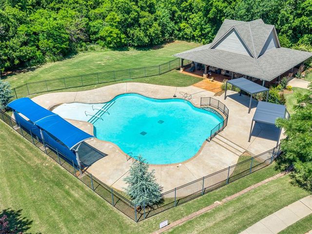 4301 Norfolk Court, Edmond, OK 73012