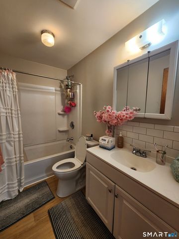 22 Anton Road A, Mansfield, CT 06268