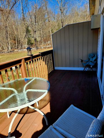 22 Anton Road A, Mansfield, CT 06268