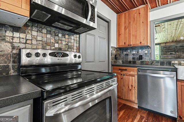 450 Big Springs Road SE, Calhoun, GA 30701