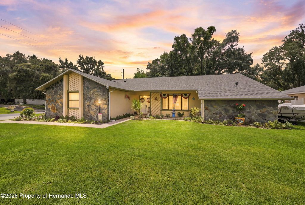 4292 Elwood Road, Spring Hill, FL 34609