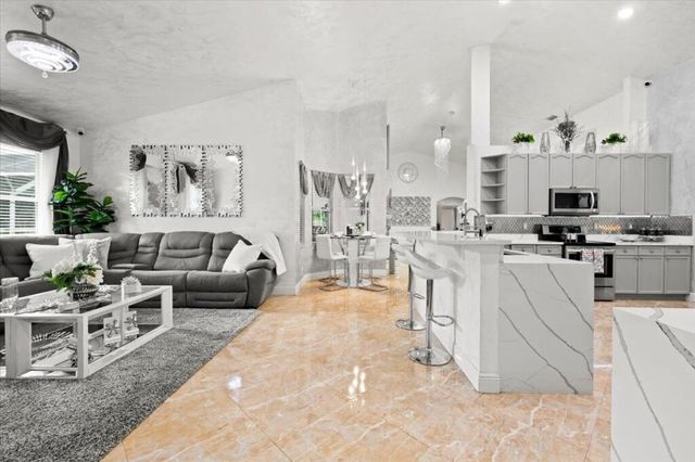 17433 Hamlin Boulevard, Loxahatchee, FL 33470