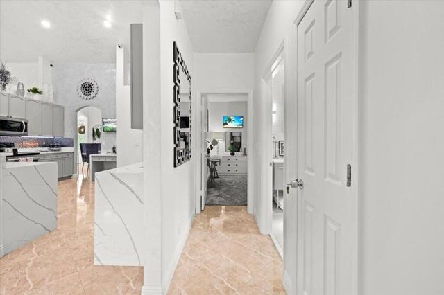 17433 Hamlin Boulevard, Loxahatchee, FL 33470