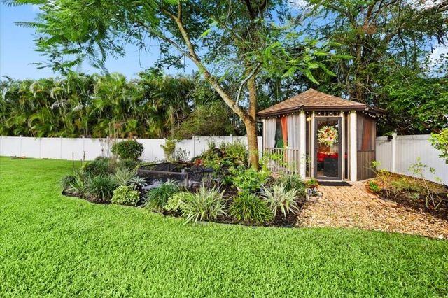 17433 Hamlin Boulevard, Loxahatchee, FL 33470