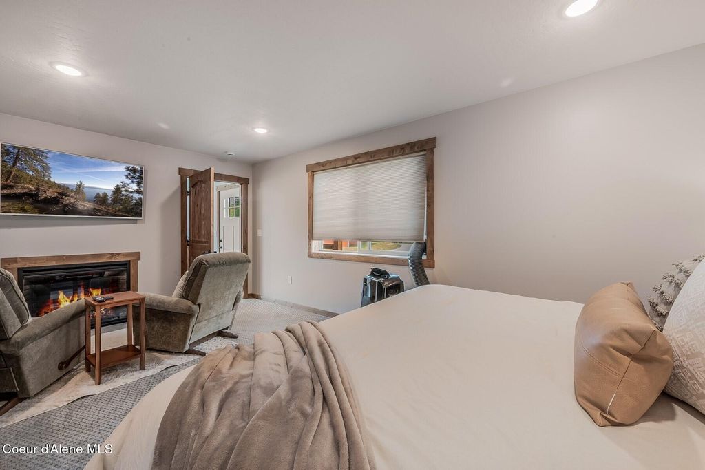 521 Magpie Lane, Sandpoint, ID 83864 photo 21