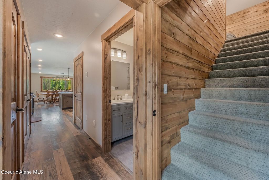 521 Magpie Lane, Sandpoint, ID 83864 photo 32