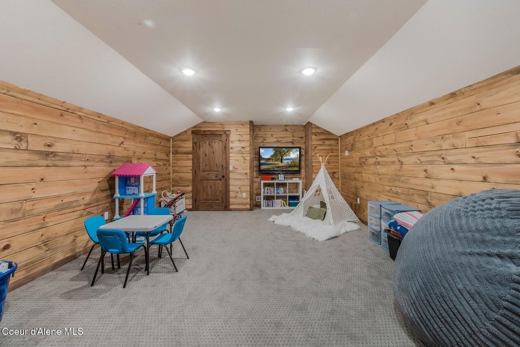 521 Magpie Lane, Sandpoint, ID 83864 photo 34