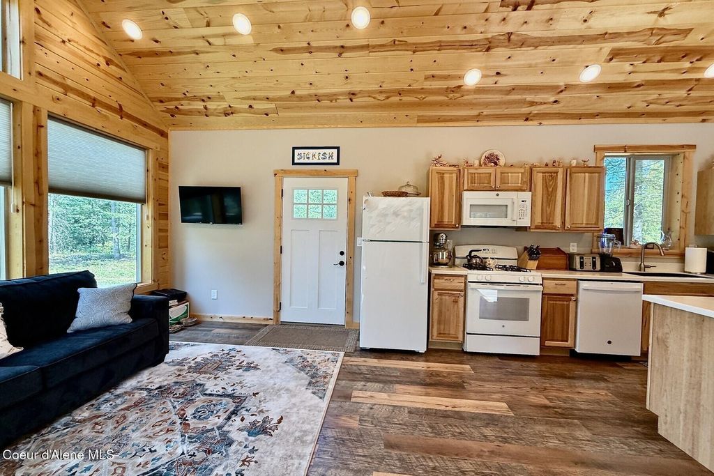 521 Magpie Lane, Sandpoint, ID 83864 photo 55