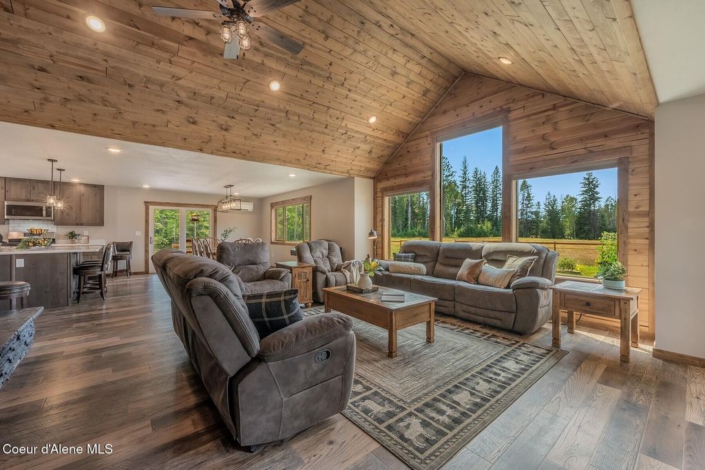 521 Magpie Lane, Sandpoint, ID 83864 photo 6