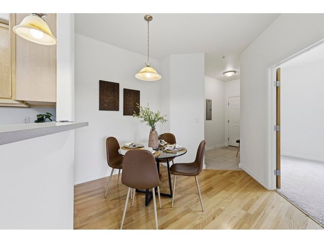 5220 Boardwalk Dr I-34, Fort Collins, CO 80525