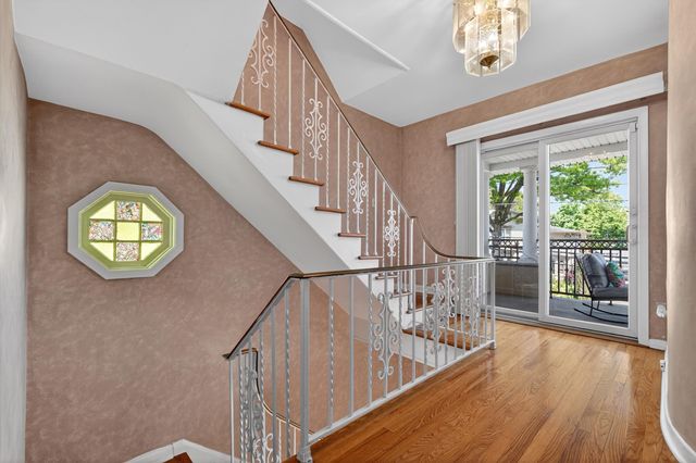12 EAST 3RD ST, Bayonne, NJ 07002