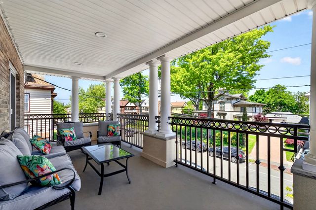12 EAST 3RD ST, Bayonne, NJ 07002
